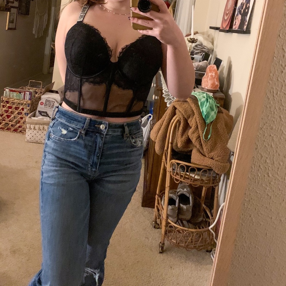 SOLD Victoria’s Secret Black Lace & Mesh Corset Bra w/Sparkle Straps NWT